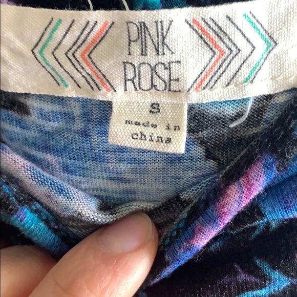 Pink rose top - Picture 4 of 4